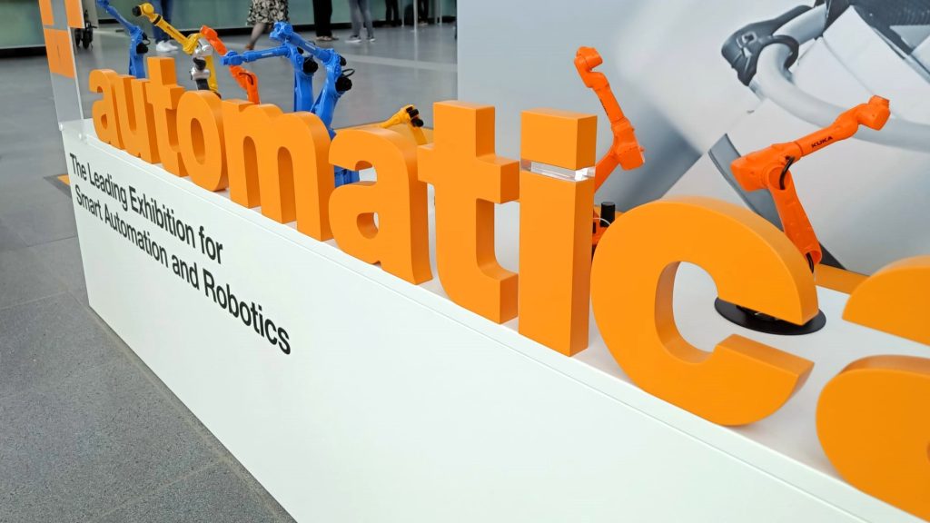 Derdejaars Technicus Engineering bezoeken Automatica München